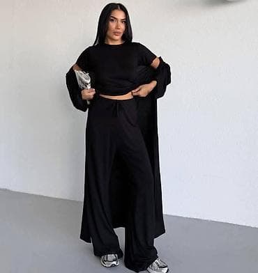 Kompleti: - Novo✨ - Komplet 3/1 ( majica,ogrtac i pantalone) - Duzina pantalona — 1