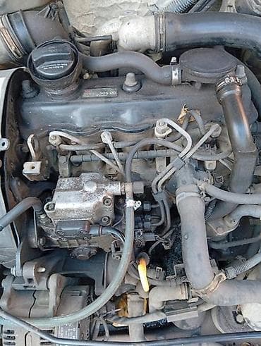 helan automobili: BOŠ PUMPA ZA VOLKSWAGEN CADDY, FOX, GOLF 3 . OD 1996. DO 2004. GOD — 1