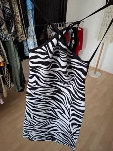 jeftine svecane haljine beograd: Bershka XS (EU 34), color - Multicolored, Cocktail, With the straps — 1