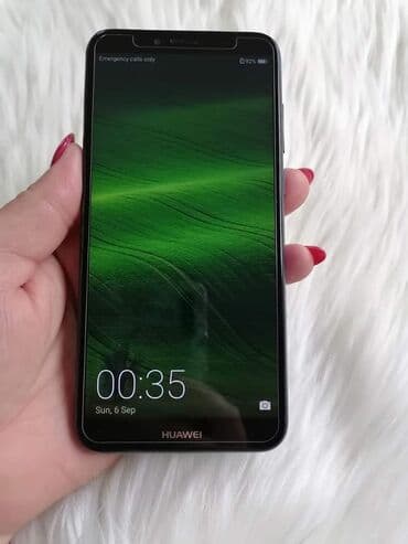 polovan huawei p30 lite: Huawei Y6, 4 GB, bоја - Svetloplava — 4