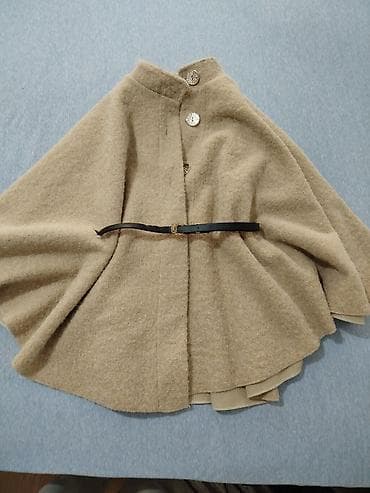 Sweatpants: Elegantna ženska pelerina/pončo od toplog, mekano-teksturisanog — 1