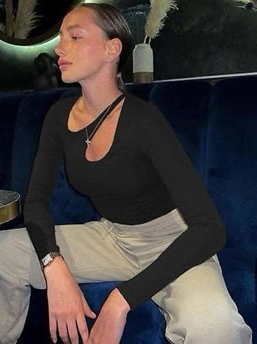 Beauty & Care: A K C I J A.
🎗4 bluze za 2200 dinara🎗
Boje: crna, plava, roze, pink — 1