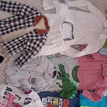 pull and bear trenerke: Veliki paket stvari + jakna,sve 1500din. U kompletu: - Košulje — 1