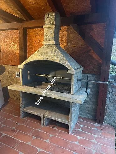 kamin pec na drva: Roštilj/ognište od prirodnog kamena sa ugrađenim ražnjem - Materijal — 1