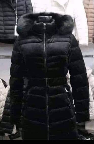 jakne xs: XS 
3900 — 1