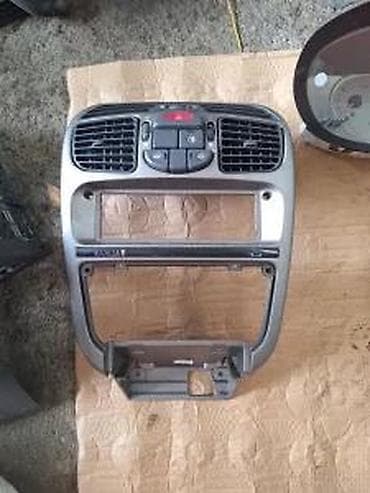 led oci za auto: LANCIA Y SREDISNI PANEL SA VENTILACIJOM | Sredisnji panel sa — 3
