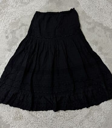 crop top c a: XL (EU 42), bоја - Crna — 2
