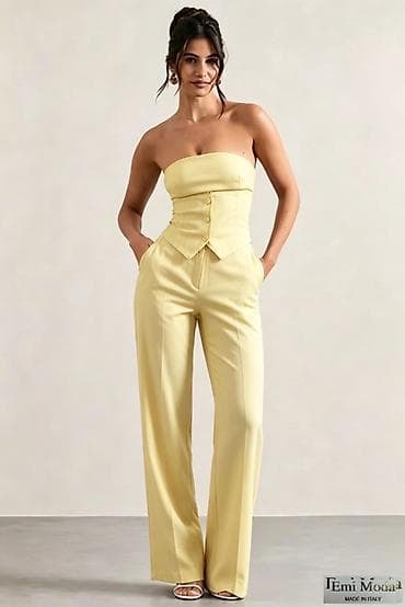 reserved kompleti: 🔥Ženski elegantni komplet bez bretela –Made in Italy
✅3200 din — 4