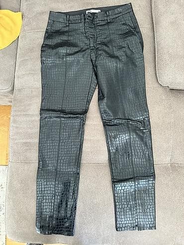 zara pantalone od eko koze: Ženske pantalone sa efektom krokodilske kože - Materijal: kvalitetna — 1