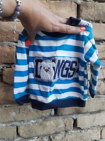 cotton kaputi: Bebi dukserica sa dugim rukavima, prugasta plavo-bela. Napred vezeni — 1