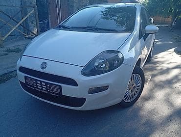 nosač za bicikle: Fiat Punto 5 vrata – bele boje Karoserija i spoljašnjost: - Hečbek sa — 3