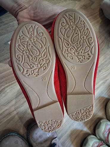 Kids' Footwear: Dečije baletanke – crvene nosene par puta po kuci - Broj: 29 — 2
