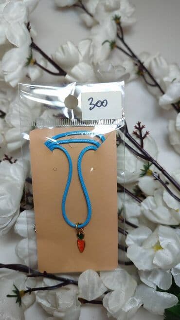 Kaiševi: Narukvica sa priveskom, Handmade, Materijal: Platno — 1
