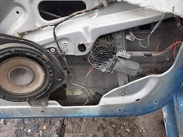 trake: PODIZAČ PROZORA ZA PEUGEOT 206 OD 1996. DO 2006. GOD. | prednji levi — 2