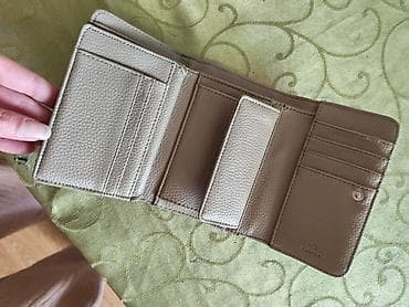 za pen: CARPISA ženski novčanik – kompaktan, elegantan i funkcionalan. - — 2