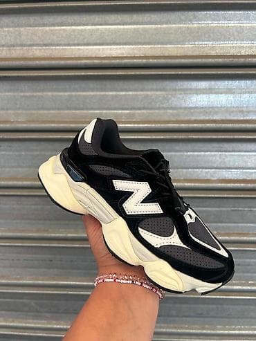 kamel boja: NB decije
31-36
3900din
SS — 2