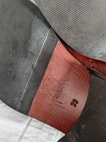 sebago cipele novi sad: Cipele oksfordice broj 39-700 dinara Odlicno stanje Prirodna koza Broj — 4