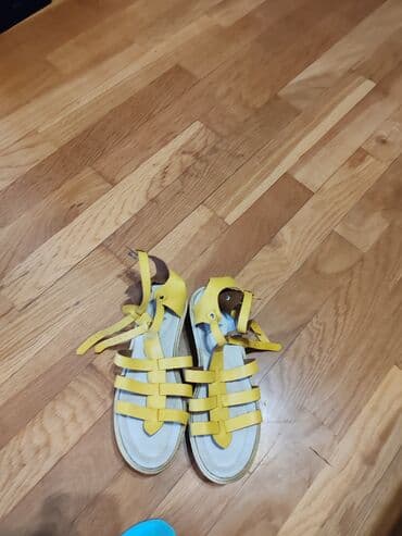 kozne mokasine sa debelim djonom: Sandals, 40 — 5