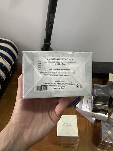 kirki parfem: Amouage Honour – Eau de Parfum za muškarce, 100 ml (3.4 fl oz) Kopija — 2