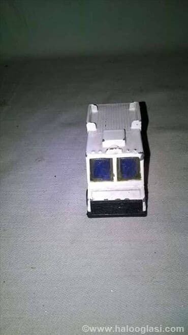 harry potter vt401 k: Hot Wheels kombi sladoledzija 7 cm.,Malaysia,izgreban — 3