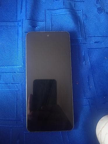 mini bar za pice: Realme smartphone – model RMX3780 Najbolje bi bilo da se obavi licno — 2