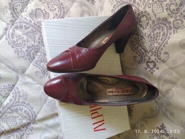 oksfordice sa platformom: Pumps, Comfort by Elly Shoes, 39 — 3