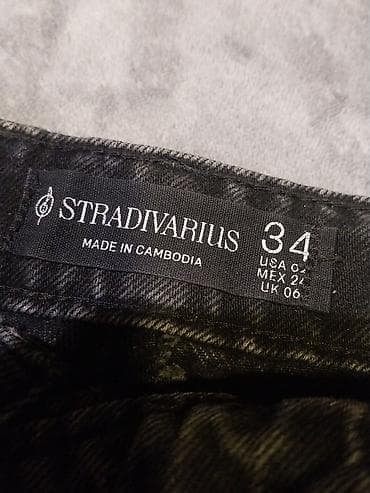 Haljine: Stradivarius teksas mini suknja u crnoj/ugljen nijansi. - Model — 5