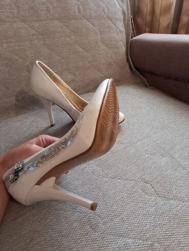 srebrne cipele: Pumps, 36 — 3