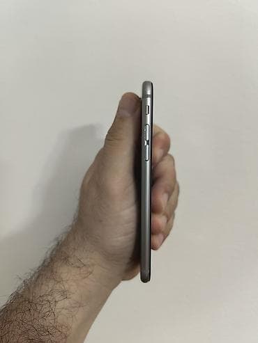 punjac za telefon bezicni: Iphone 6 crni sa 64 gb memorije, sim free icloud free. Ok očuvan, i — 3