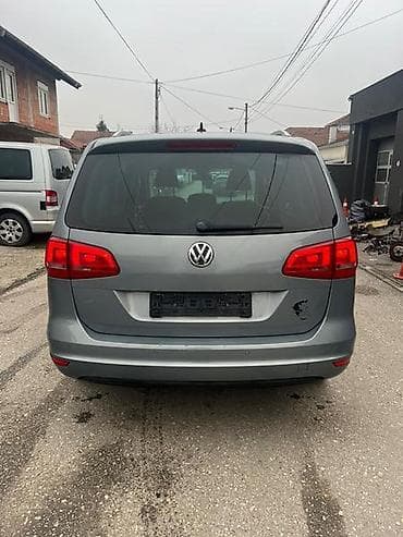 tocak za prikolicu: GEPEK VRATA ZA VOLKSWAGEN SHARAN OD 2010. DO 2015. GOD. | Broj boje — 1
