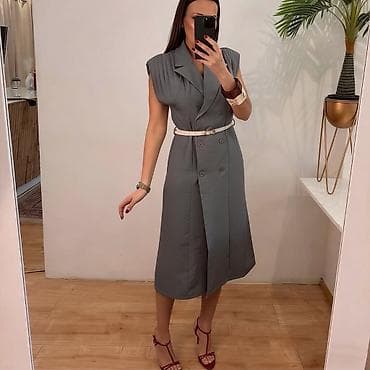 Women's Sweatsuits: Elegantna midi haljina bez rukava sa rever kragnom i dvorednim — 6