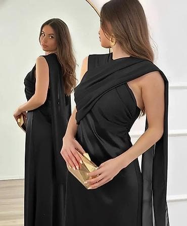 Dresses: Elegantna duga haljina sa preklopljenim gornjim delom i lepršavim — 3