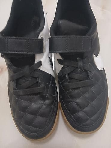decija bundica: Nike Tiempo dečije patike za fudbal u dvorani (indoor) - Model: Nike — 1