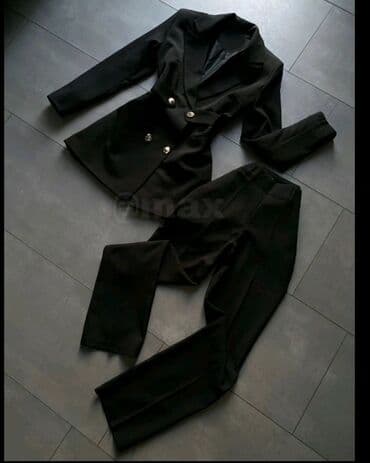 snizenje haljina: Snizenje 3800din
Brojevi 40 42 44 — 1