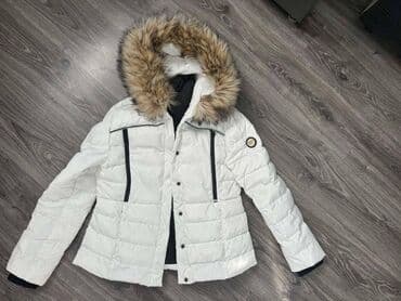 zimska jakna: SUPERDRY original jakna, prelepa, malo je zaprljana ispod mesta gde se — 1