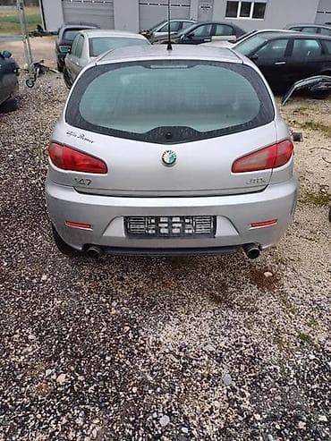 ALFA ROMEO 147 2005. GOD. - KOMPLETAN AUTO U DELOVIMA | Polovni