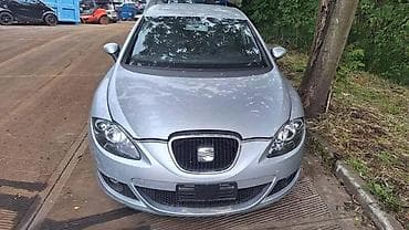 auto crni leskovac: LEON FAROVI ZA SEAT LEON OD 2005. DO 2012. GOD — 2