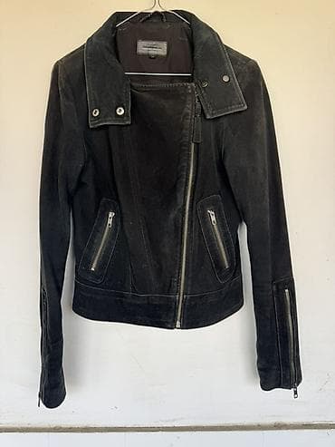 Crna ženska biker jakna od velura (brušene kože). - Materijal: mekani