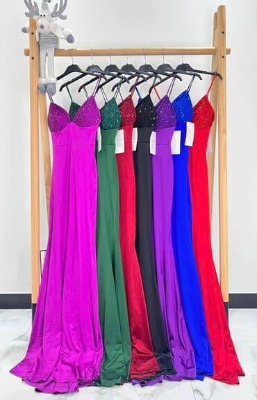 Women's Clothing: Uni — 2