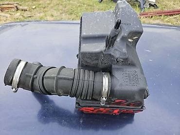 za skupljanje dlaka u masini: KUCISTE VAZDUSNOG FILTERA 2.0 ZA RENAULT SCENIC ZA 2006. GOD — 2