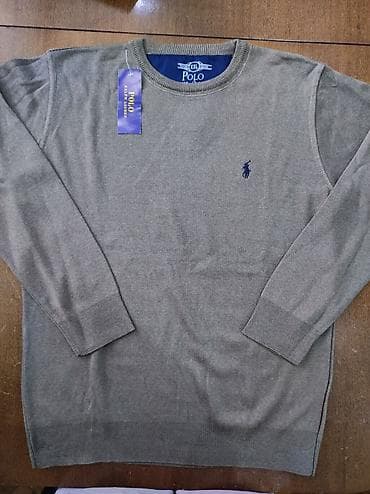 Britches and shorths: Muški džemperi – brendirani, klasičan kroj, okrugli ili V izrez. Od M — 8