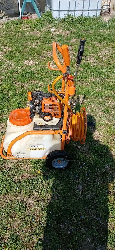 Sve za dečije igralište: Villager VS30 – samohodna motorna prskalica/atomizer na kolicima - — 2