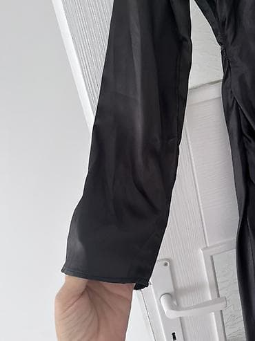 bele svecane haljine: Crna slip/večernja haljina od satenskog materijala - Boja: crna, sa — 5