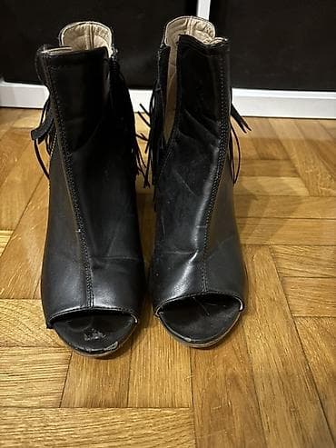 vapormax crne: Crne ženske poluotvorene gležnjače sa resama - Materijal: glatka — 4