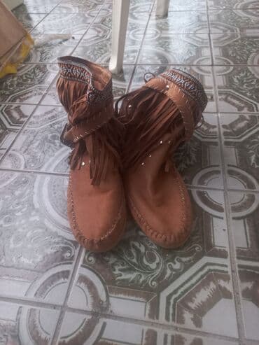Ankle boots, 39