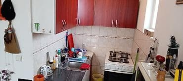 kuca na prodaju kostolac: Izdajem stan u Beogradu, (Zemun, gornji grad). Stan poseduje 40m2 i — 4