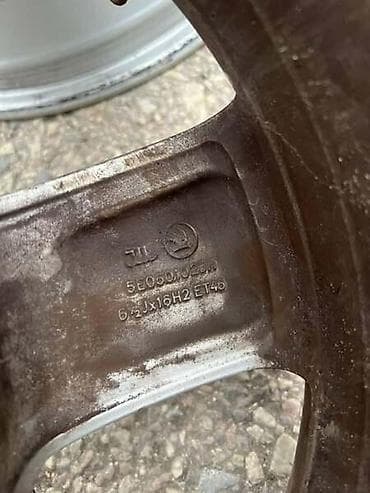 felne pezo 206: ALUMINIJUMSKE FELNE 16 5 X 112 | Felne 6 1/2 16 ET 46 5E0501025H — 6