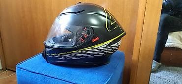 Umetnost i kolekcionarstvo: Kaciga (agv)italy — 1