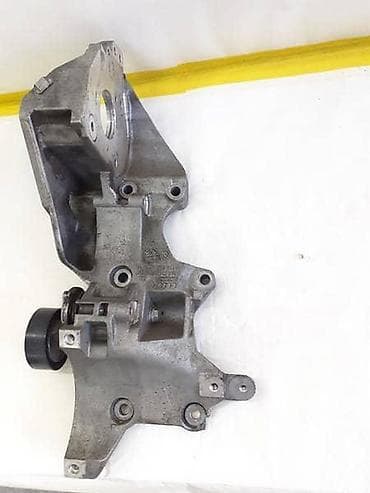 sedista golf 4: NOSAC KOMPRESORA KLIME ZA AUDI A3 OD 2011. DO 2014. GOD. - 03L903143Q — 3