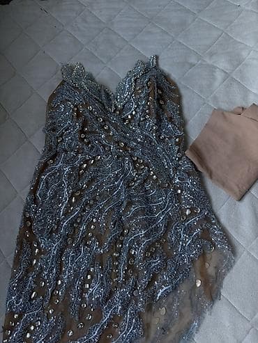 Dresses: Ženska svečana haljina – asimetrični mini model Prodajem prelepu — 2